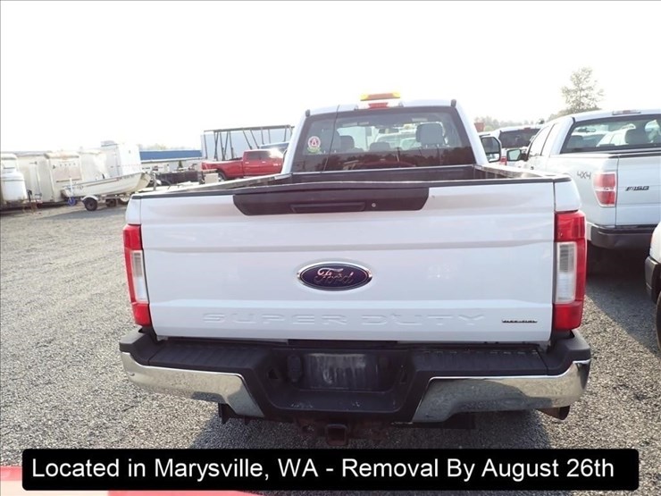 2017-ford-f250-xl-image-24