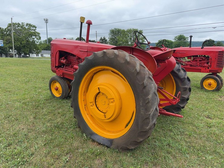 massey-ferguson-44-image-3