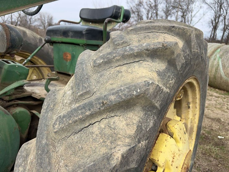 john-deere-48-image-47