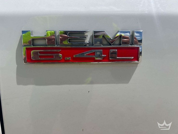 2019-dodge-2500-image-36