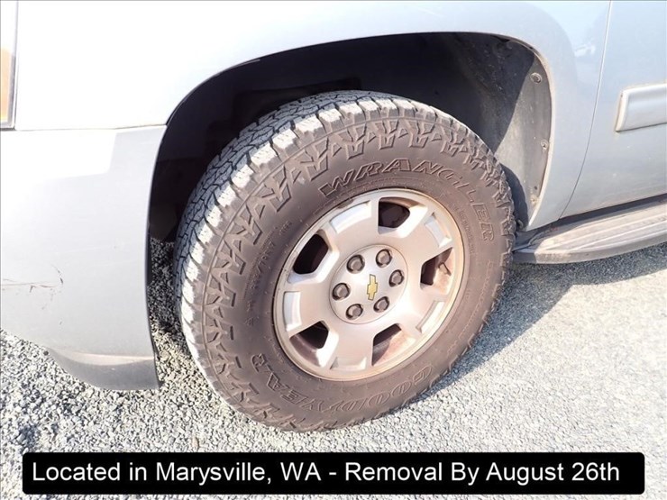 2013-chevrolet-tahoe-image-18