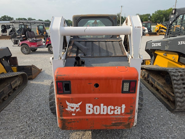 2007-bobcat-s300-image-17