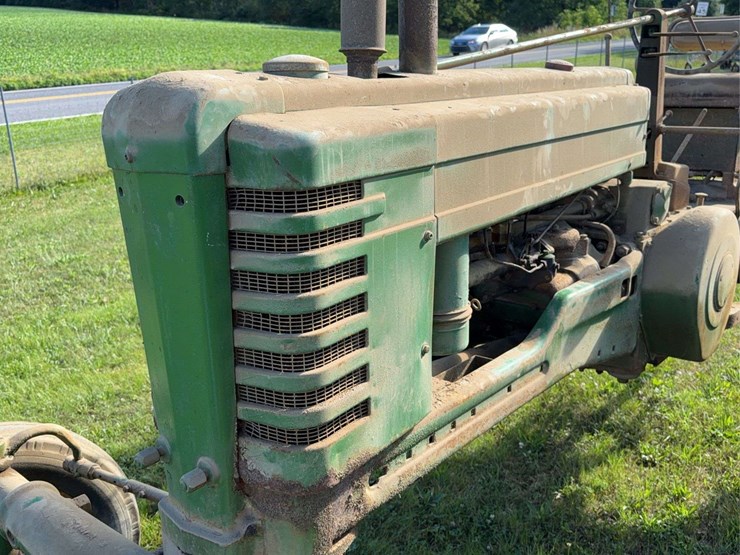 john-deere-model-b-image-11