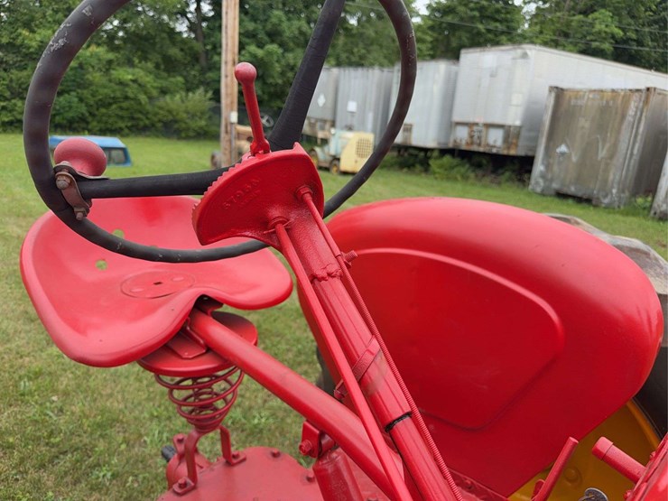 massey-ferguson-44-image-25