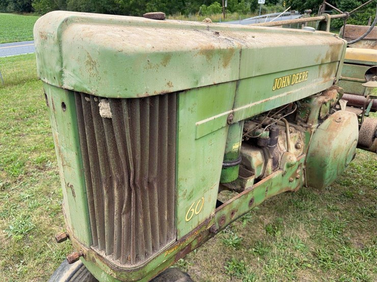 john-deere-60-image-11