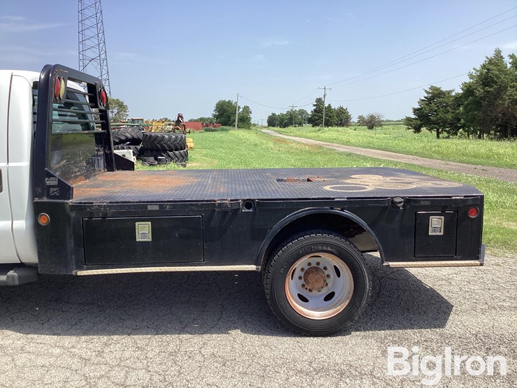 2011-ford-f550-xl-image-12