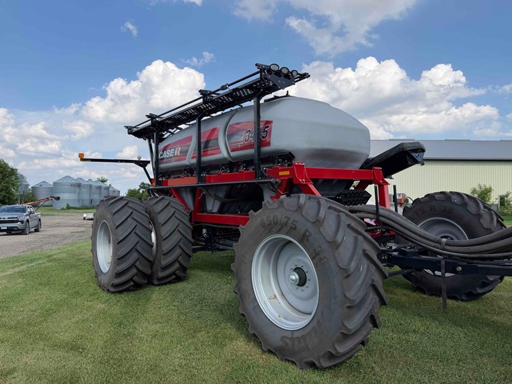 case-ih-3445-airseeder-image-8