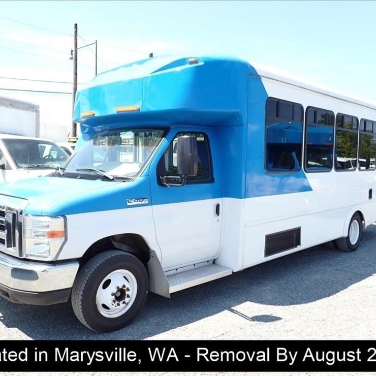 2019 FORD E450