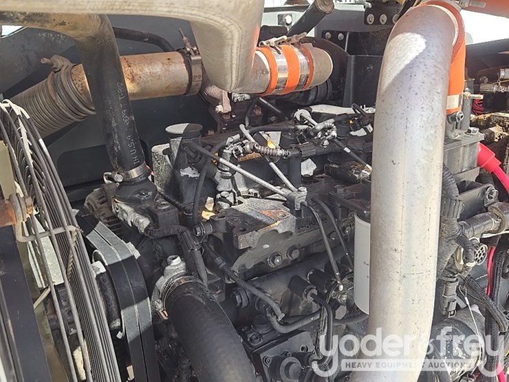 2012-jlg-g6-42a-image-36