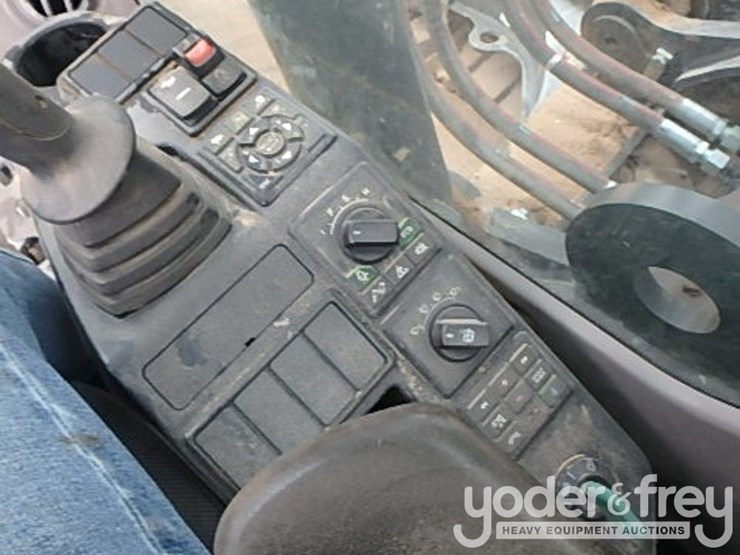 2020-volvo-ec300el-image-28