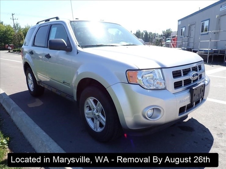 2010-ford-escape-image-12