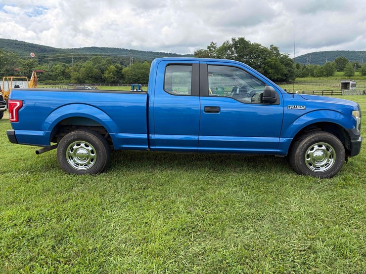 2015-ford-f150-xl-image-6