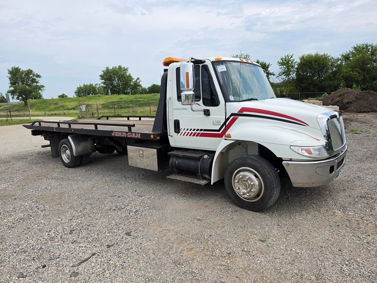 2002-international-durastar-4300-image-25
