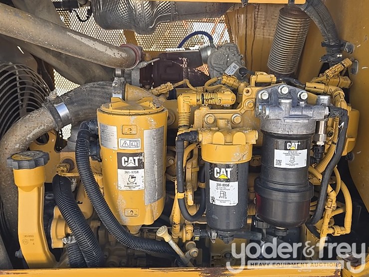 2019-caterpillar-d5k2-image-40