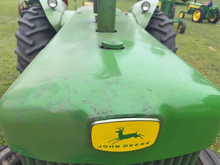 1959-john-deere-830-image-12
