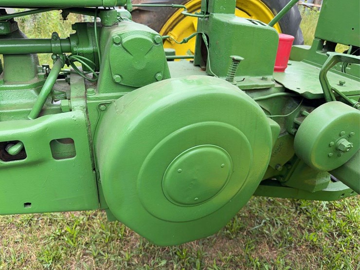 john-deere-model-b-image-39