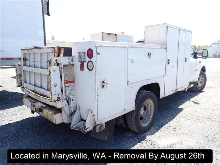 2001-ford-f550-image-12