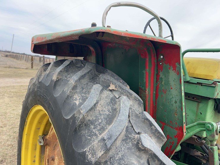 john-deere-70-image-47