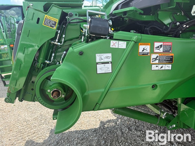 2025-john-deere-s7-800-image-9