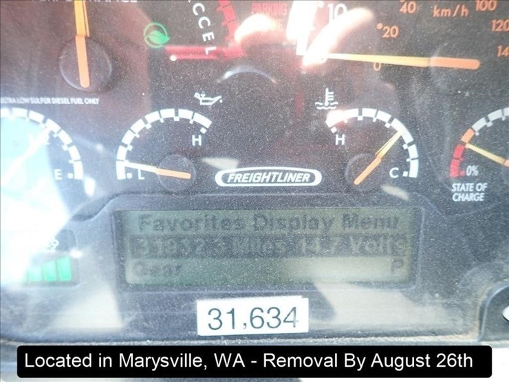 2012-freightliner-mt55-image-16