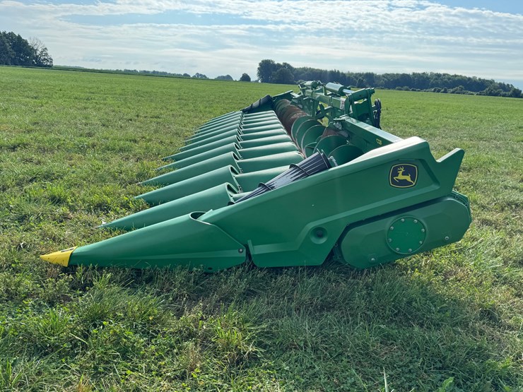 john-deere-c12f-image-3