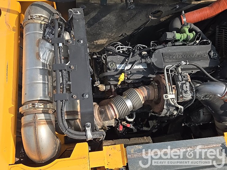 2018-hyundai-hx260l-image-49