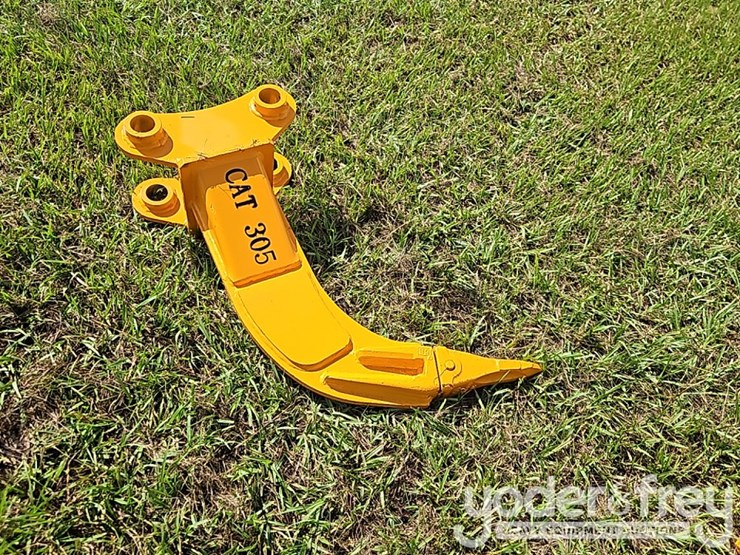 2026-caterpillar-305-image-2
