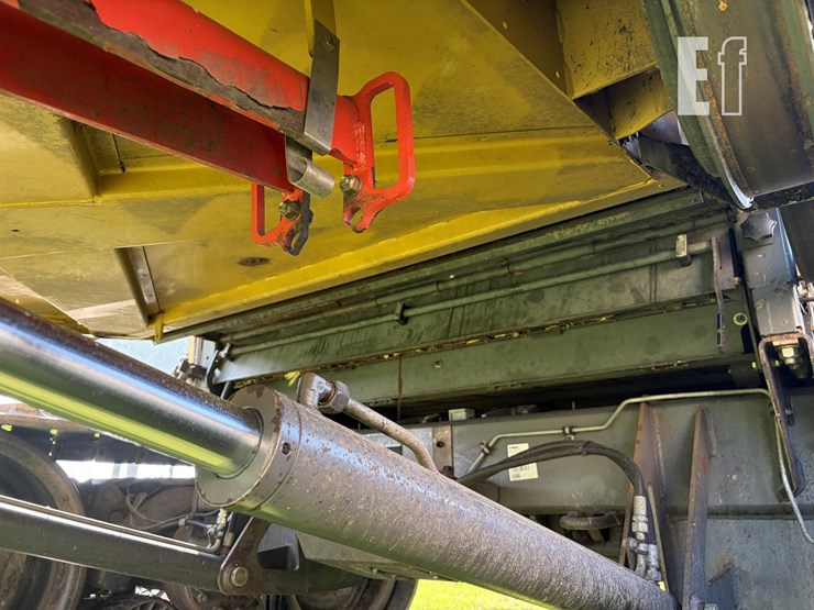 2013-claas-lexion-760-image-10