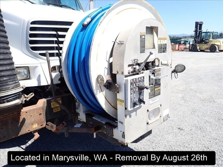 2006-sterling-l9500-image-11
