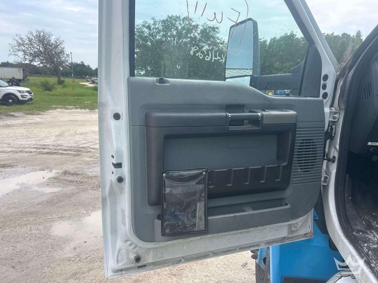 2019-ford-f750-image-14