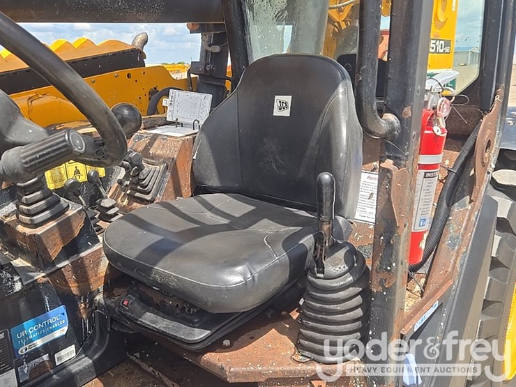 2019-jcb-510-56-image-45