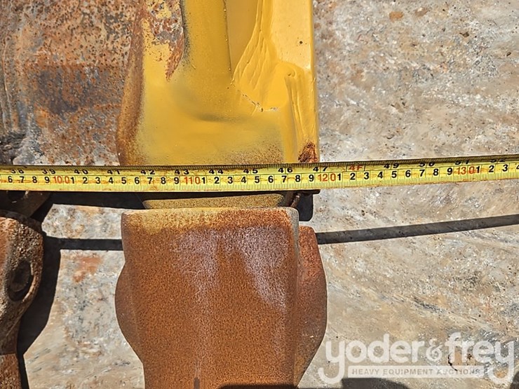 2017-caterpillar-336fl-image-23