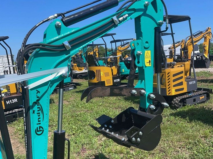 mh13rx-mini-excavator-image-4