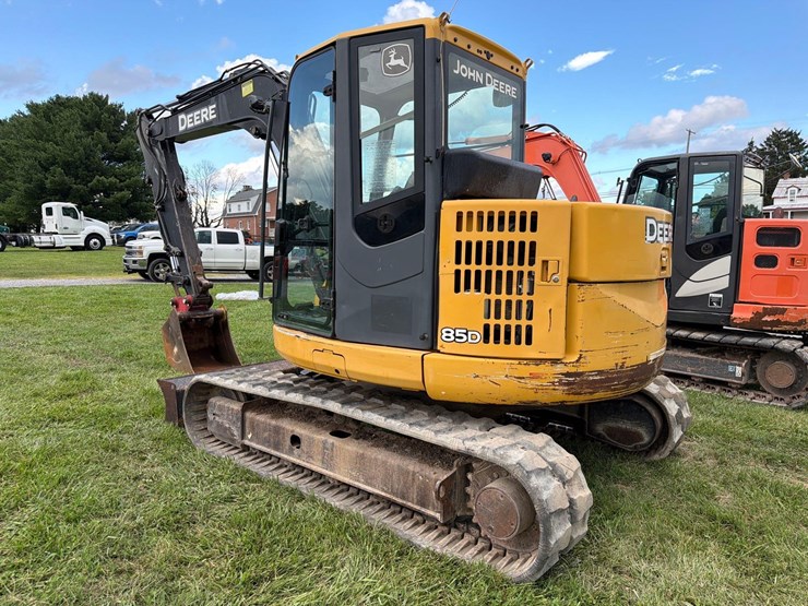 deere-85g-image-16