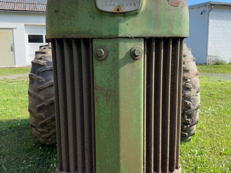 john-deere-630-image-9