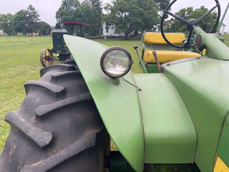 1959-john-deere-830-image-40