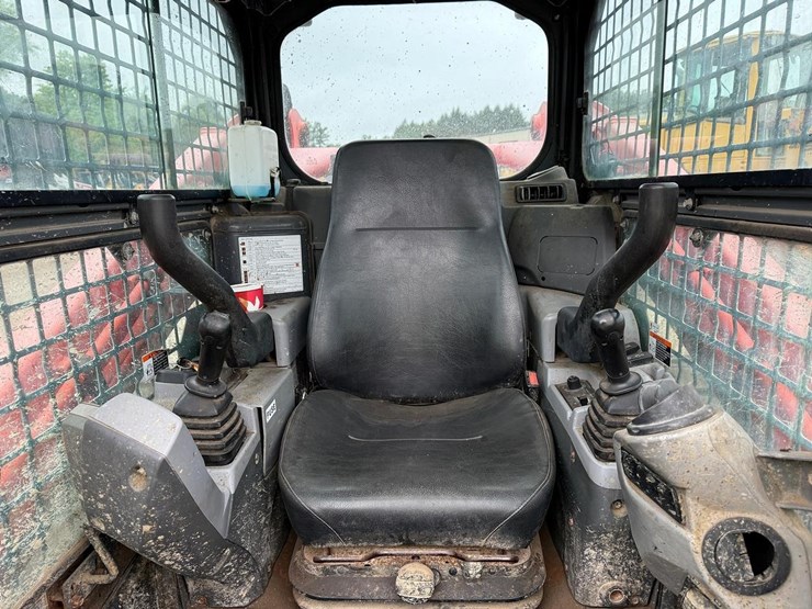 2017-kubota-svl95-2s-image-20