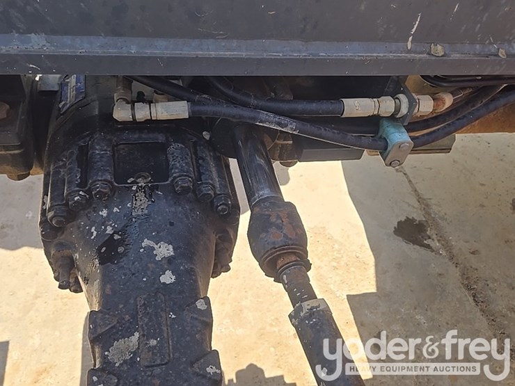 2012-jlg-g6-42a-image-18