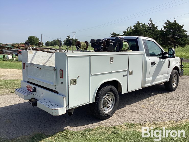 2017-ford-f250-xl-image-5