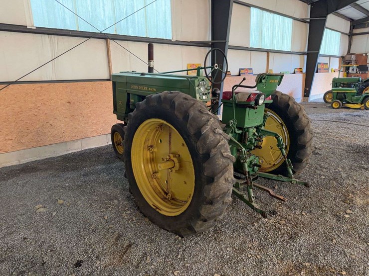 john-deere-70-image-3