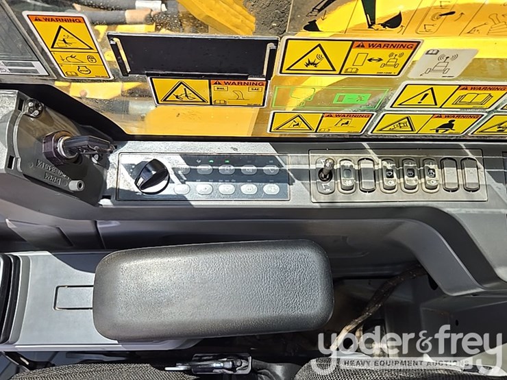 2017-caterpillar-336fl-image-74