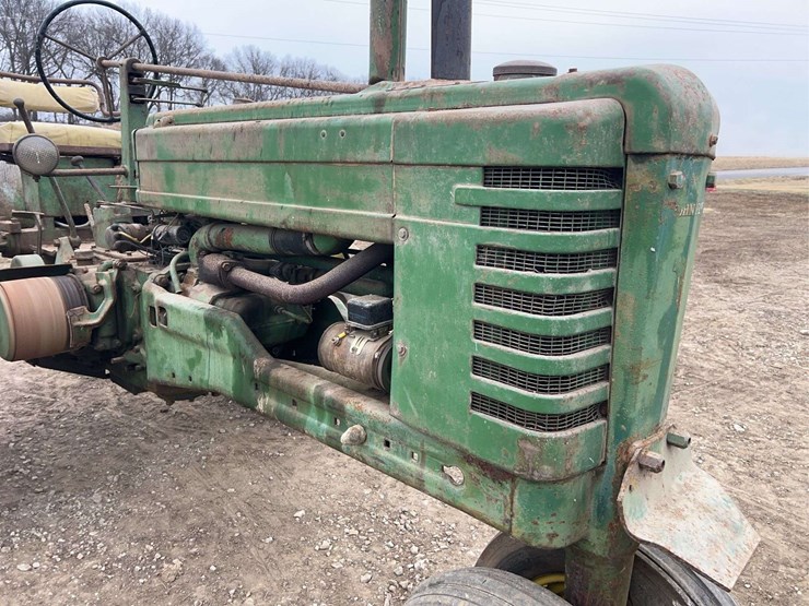 john-deere-model-b-image-11