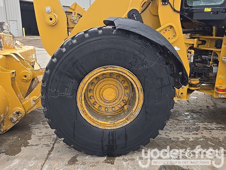 2019-caterpillar-938m-image-10