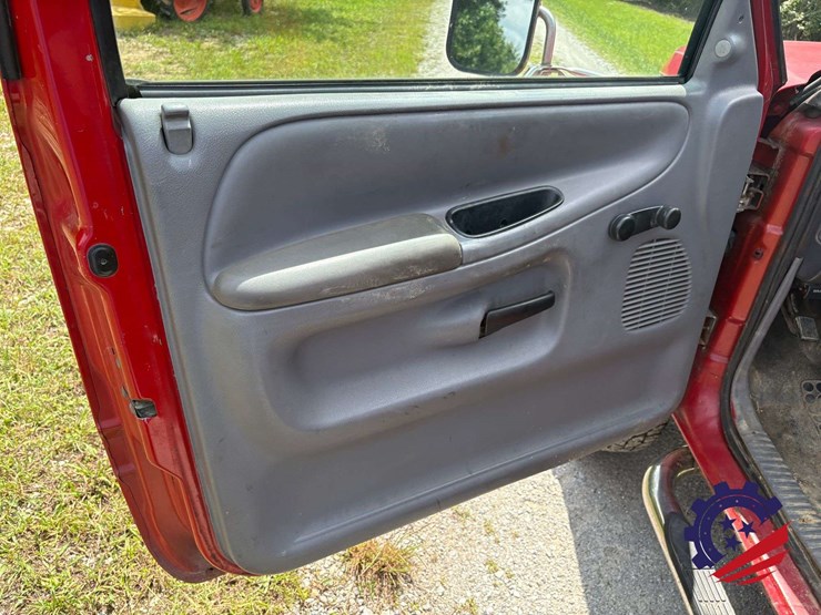 1997-dodge-3500-image-29