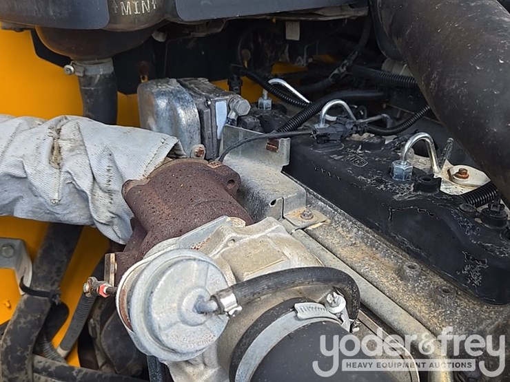 2017-jcb-510-56-image-41