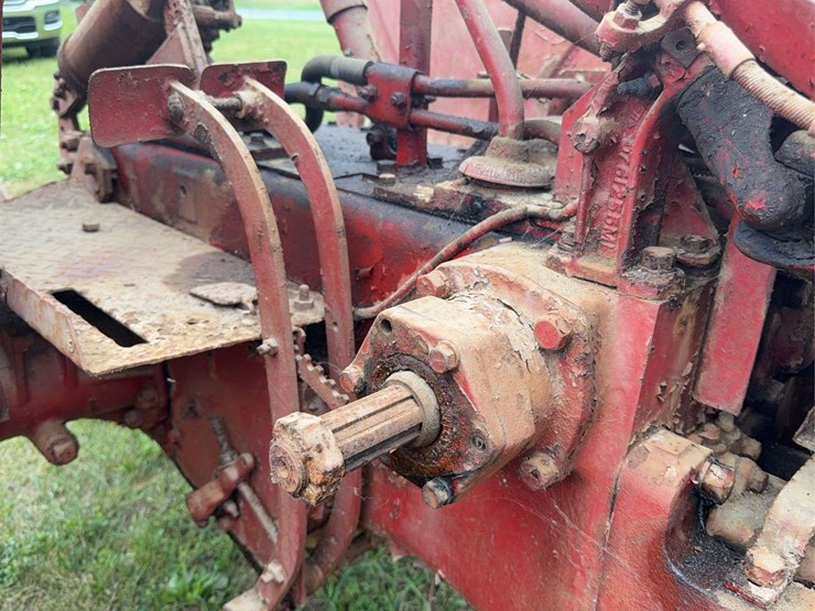 massey-ferguson-30-image-24