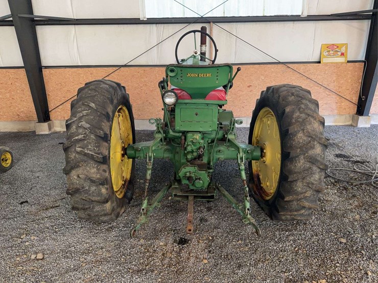 john-deere-70-image-4
