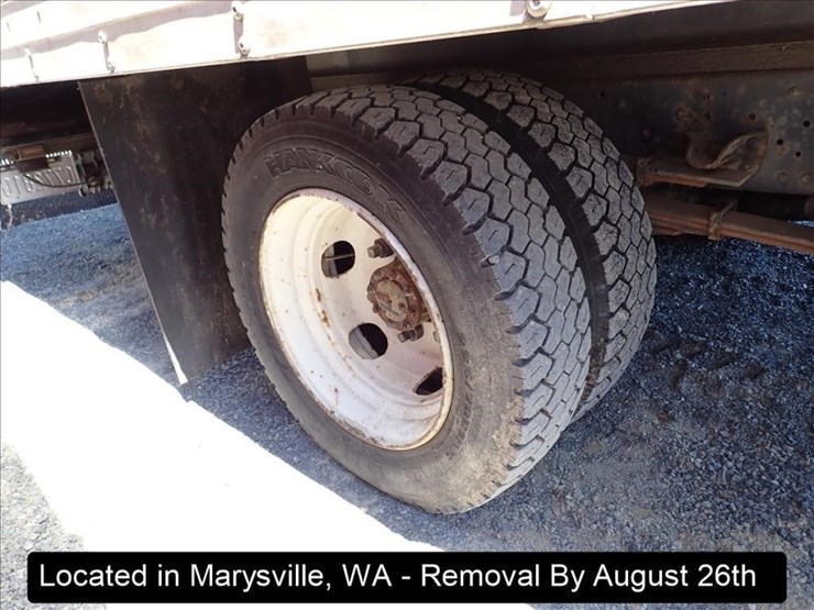 2005-chevrolet-w5500-image-15