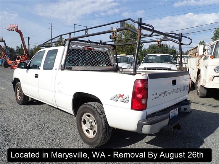 2003-chevrolet-1500-image-11