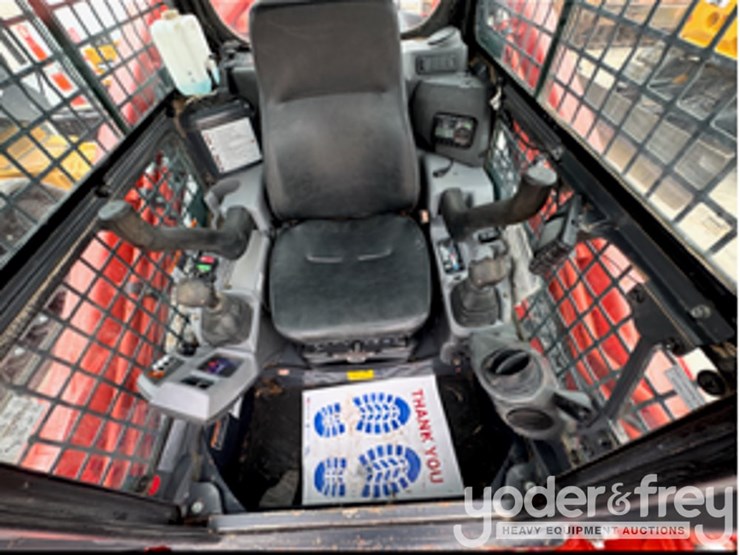 2023-kubota-svl97-2-image-4